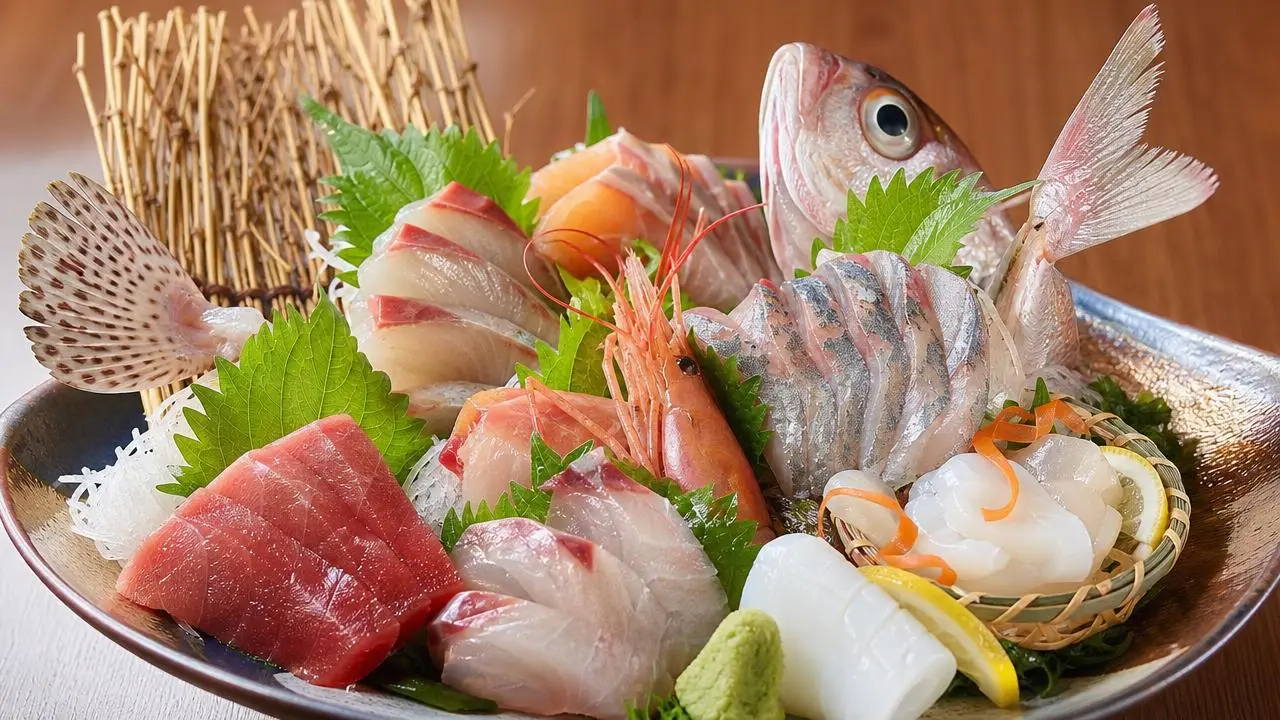 昼も夜も楽しめる海鮮居酒屋